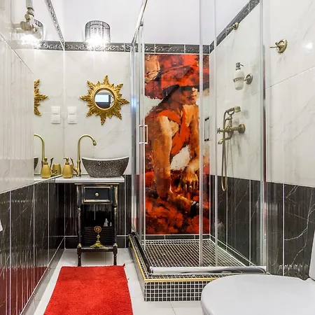 Red At Kingi 13 Apartment